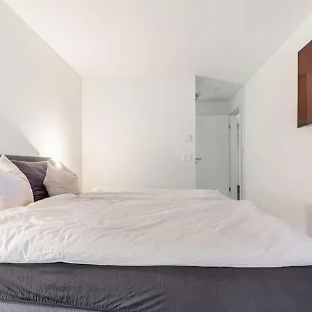 Luxus Wohnung mit Garten Zürich Exterior foto